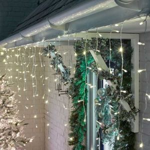 Blitzen Snowing Icicle Lights - 480 LEDs - Warm White - 11.8m
