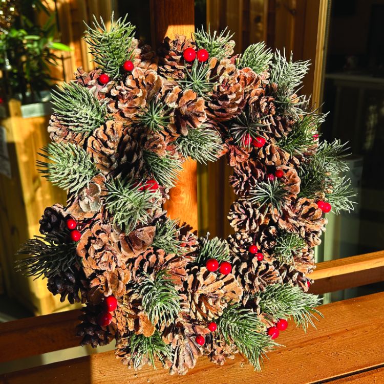 Osbourne Pinecone & Red Berry Wreath - 33cm 